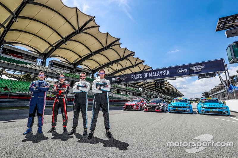 I contendenti al titolo, Norbert Michelisz, BRC Hyundai N Squadra Corse Hyundai i30 N TCR, Esteban Guerrieri, ALL-INKL.COM Münnich Motorsport Honda Civic Type R TCR, Yvan Muller, Cyan Racing Lynk & Co 03 TCR, Thed Björk, Cyan Racing Lynk & Co 03 TCR