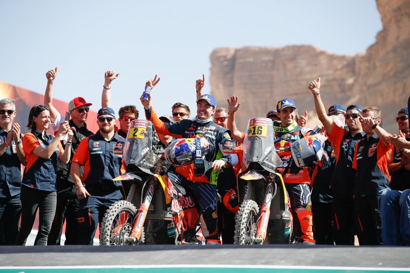 #2 Red Bull KTM Factory Racing: Matthias Walkner, #16 Red Bull KTM Factory Racing: Luciano Benavides