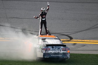 Noah Gragson, JR Motorsports, Chevrolet Camaro celebrates his win