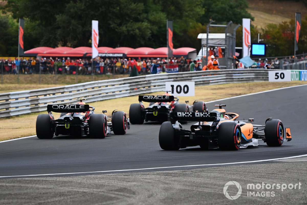 Max Verstappen, Red Bull Racing RB18, Sergio Perez, Red Bull Racing RB18, Daniel Ricciardo, McLaren MCL36