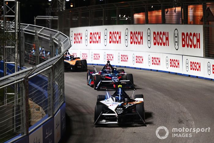 Sam Bird, Jaguar Racing, Jaguar I-TYPE 6, Dan Ticktum, NIO 333 FE Team, NIO 333 ER9, Rene Rast,  McLaren Formula E Team, e-4ORCE 04