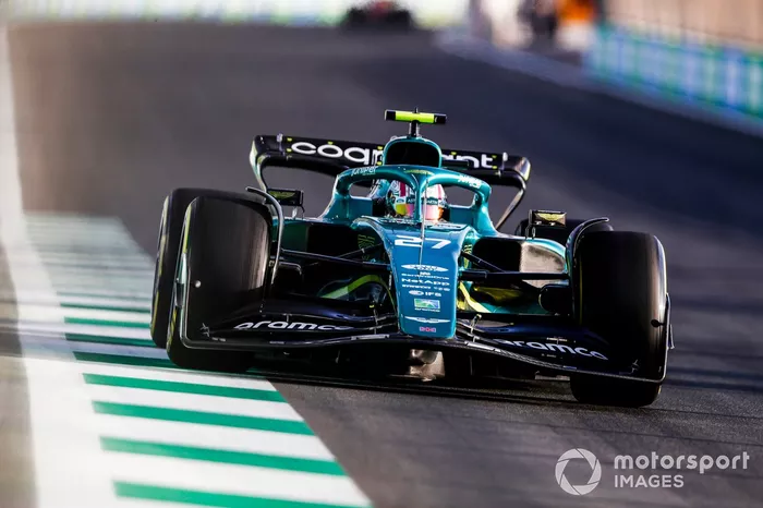 2022: Aston-Martin-Mercedes AMR22