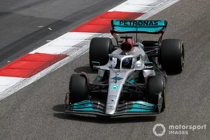 George Russell, Mercedes W13

