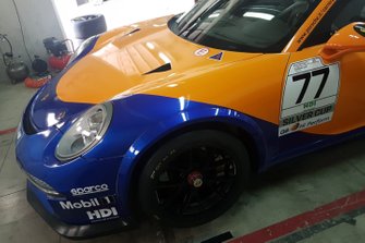 Porsche Promodrive nel garage