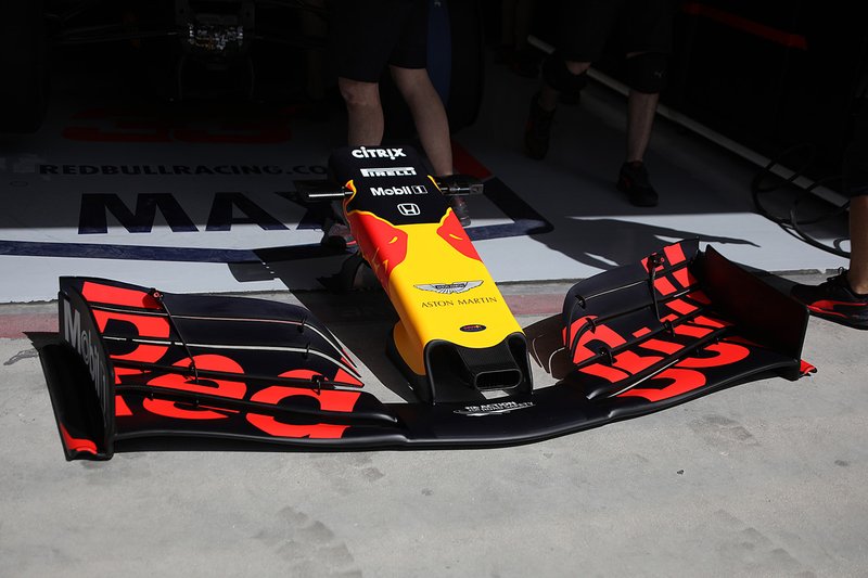 Red Bull Racing ön kanat detay