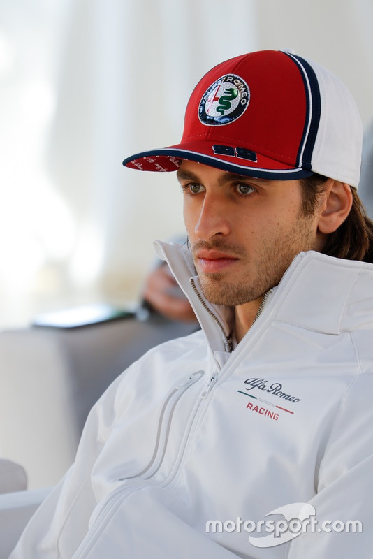 Antonio Giovinazzi, Alfa Romeo Racing