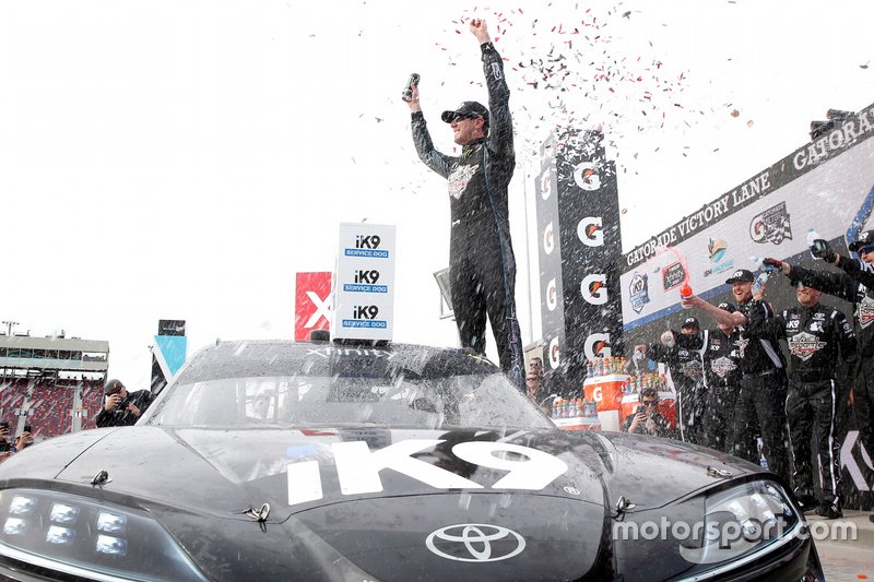 Ganador Kyle Busch, Joe Gibbs Racing, Toyota Supra Extreme Concepts/iK9