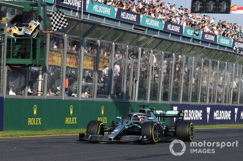 Льюіс Хемілтон, Mercedes AMG F1 W10