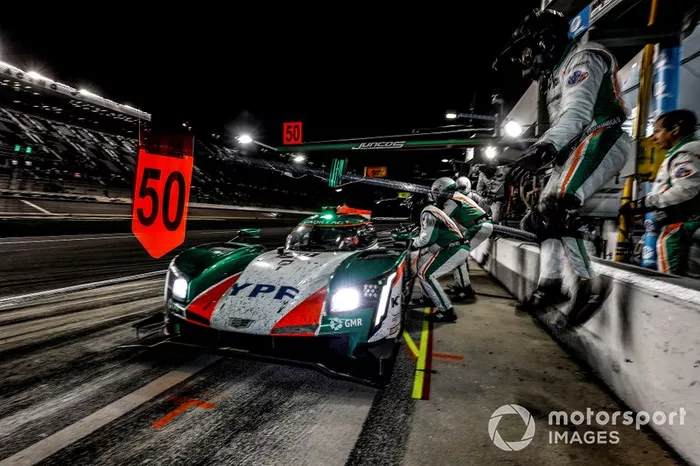 #50 Juncos Racing Cadillac DPi, DPi: Will Owen, Rene Binder, Agustin Canapino, Kyle Kaiser, pit stop