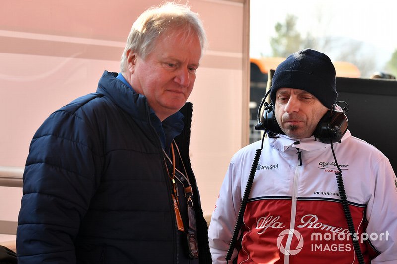 Jo Bauer, delegato tecnico FIA e Simone Resta, progettista Alfa Romeo Racing