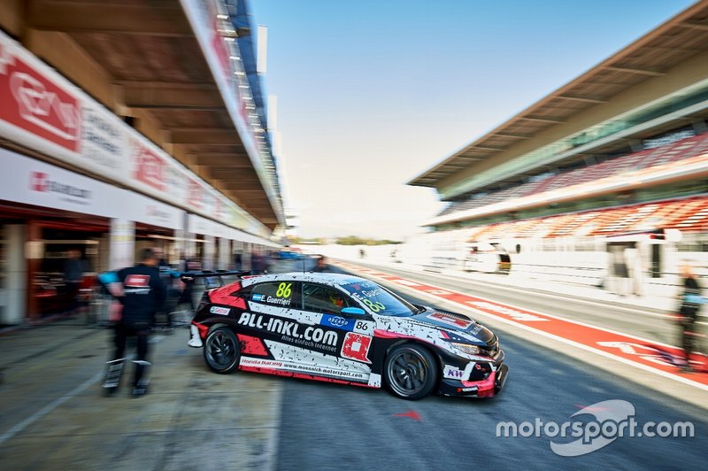 №86. Эстебан Герьери (Аргентина, 34 года) Honda Civic Type R TCR, команда ALL-INKL.COM Münnich Motorsport
