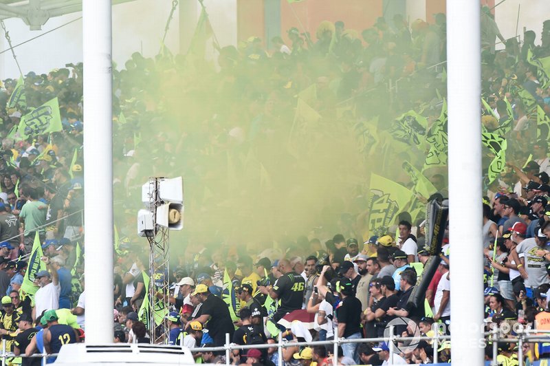 Fans