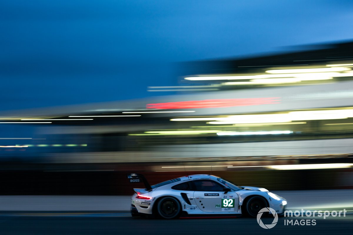 #92 Porsche GT Team Porsche 911 RSR LMGTE Pro de Michael Christensen, Kevin Estre, Laurens Vanthoor