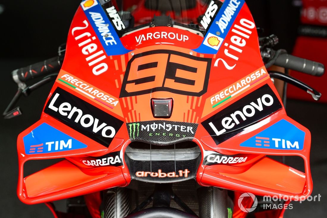Detalles de la moto del Ducati Team