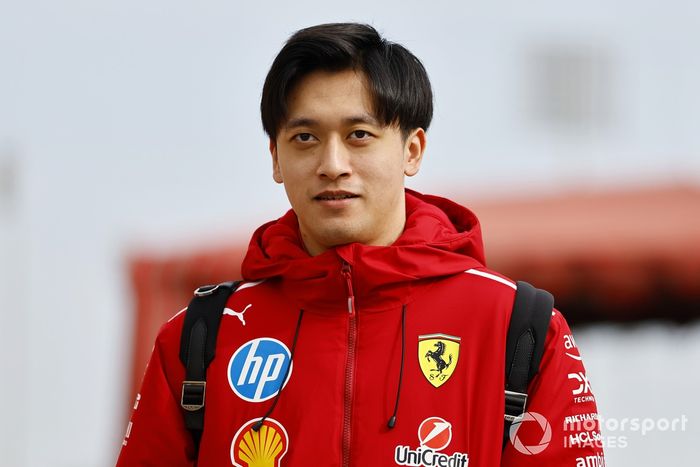 Zhou Guanyu, Ferrari