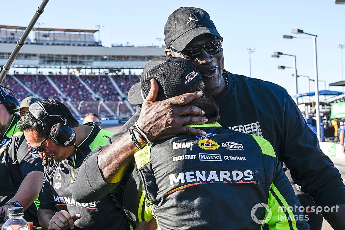 Michael Jordan, Ryan Blaney, Equipo Penske, Menards/Richmond Water Heaters Ford Mustang