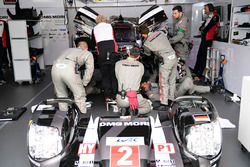 #2 Porsche Team Porsche 919 Hybrid: Romain Dumas, Neel Jani, Marc Lieb