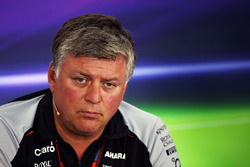 Отмар Сафнауэр, главный операционный директор Sahara Force India F1 на пресс-конференции FIA