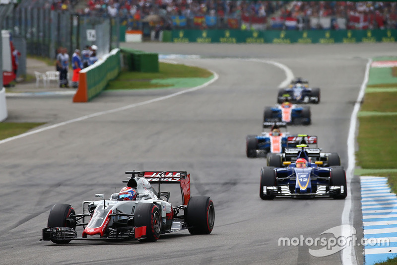 Romain Grosjean, Haas F1 Team VF-16