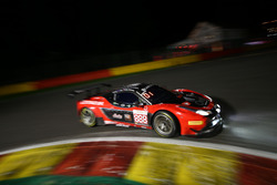 #888 Kessel Racing, Ferrari F458 Italia GT3: Marco Zanuttini, Liam Talbot, Vadim Glitin, Nicola Cadei