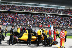 Kevin Magnussen, Renault Sport F1 Team R.S.16 sur la grille
