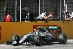 Winner Nico Rosberg, Mercedes AMG F1 Team W07
