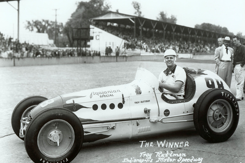 1952: Troy Ruttman