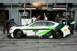 #7 Bentley Team M-Sport, Bentley Continental GT3: Steven Kane, Guy Smith, Vincent Abril