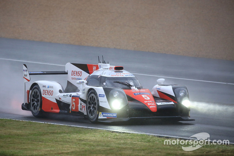 #5 Toyota Racing, Toyota TS050 Hybrid: Anthony Davidson, Sébastien Buemi, Kazuki Nakajima