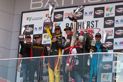 Podium: winners Nathan Morcom, Chaz Mostert, second place Michael Sherrin, Iain Sherrin, David Ayres, third place David Wall, John Bowe