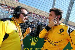 Julien Simon-Chautemps, Renault Sport F1 Team and Jolyon Palmer, Renault Sport F1 Team