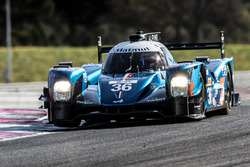 #36 Signatech Alpine A460: Gustavo Menezes, Nicolas Lapierre, Stéphane Richelmi