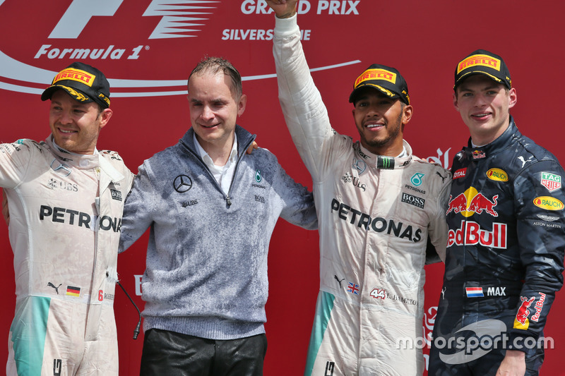 Podium: Sieger Lewis Hamilton, Mercedes AMG F1; 2. Nico Rosberg, Mercedes AMG F1; 3.; Max Verstappen