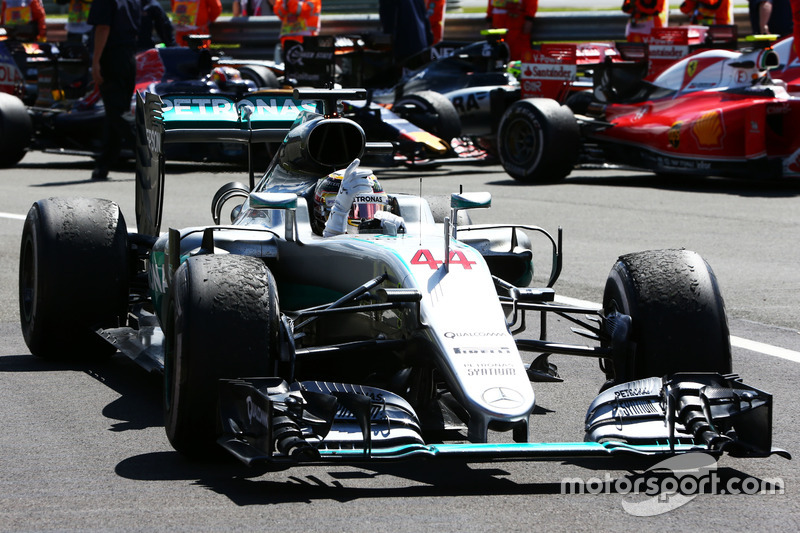 Lewis Hamilton logró su cuarta victoria en Silverstone, tantas como lograra Nigel Mansell. Amenaza el récord de cinco triunfos que lograron en Gran Bretaña Jim Clark y Alain Prost.