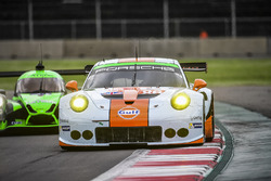 #86 Gulf Racing Porsche 911 RSR: Michael Wainwright, Adam Carroll, Ben Barker