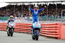 Maverick Viñales, Team Suzuki MotoGP, vainqueur de la course