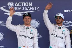 Pole de Lewis Hamilton, Mercedes AMG F1, sgundo de Nico Rosberg, Mercedes AMG F1