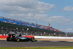 Lewis Hamilton, Mercedes AMG F1 W07 Hybrid
