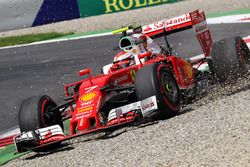 Kimi Raikkonen, Ferrari SF16-H sort large