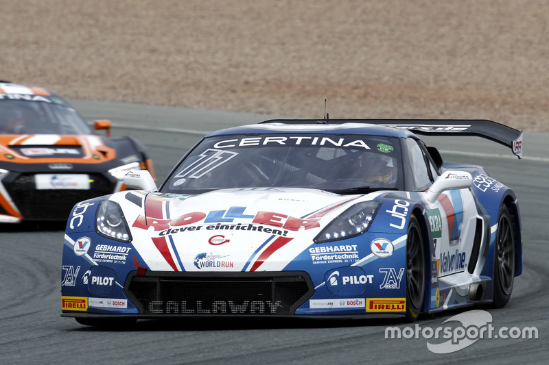Erster Verfolger: Callaway-Corvette #77