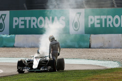 Lewis Hamilton, Mercedes AMG F1 W07 Hybrid retired from the race with a blown engine