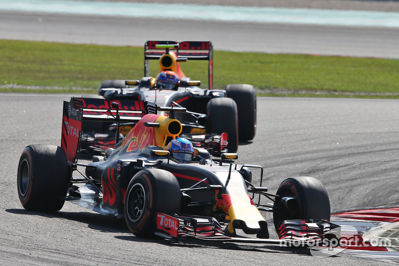 Daniel Ricciardo, Red Bull Racing RB12 leads team mate Max Verstappen, Red Bull Racing RB12