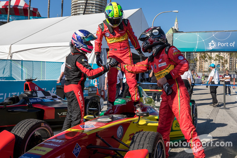 El ganador de la carrera Lucas di Grassi, de ABT Schaeffler Audi Sport; segundo Stéphane Sarrazin, de Venturi; tercero Daniel Abt