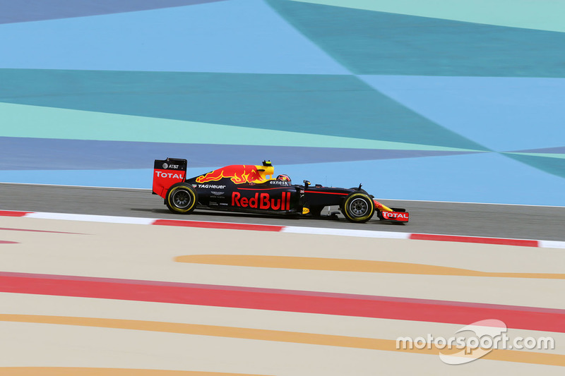 Daniil Kvyat, Red Bull Racing RB12