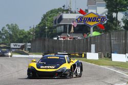 #9 K-Pax Racing McLaren 650S GT3: Alvaro Parente