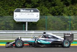 Lewis Hamilton, Mercedes AMG F1 W07 Hybrid