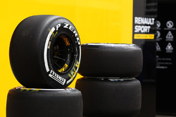 Шинники Pirelli