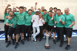 Race winner Lewis Hamilton, Mercedes AMG F8