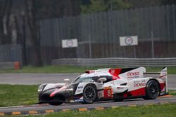 #8 Toyota Gazoo Racing, Toyota TS050 Hybrid: Anthony Davidson, Nicolas Lapierre, Kazuki Nakajima