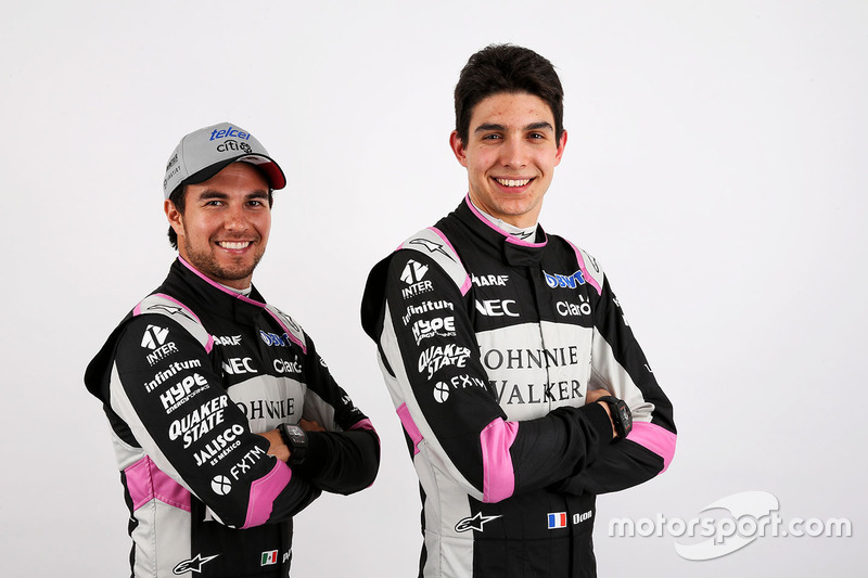 Esteban Ocon, Sahara Force India F1; Sergio Perez, Sahara Force India F1